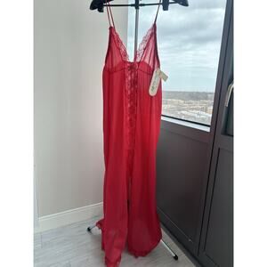 Kayser Vintage Plus Size Red Lace Nightgown X-Large 44" Chest 56" Long